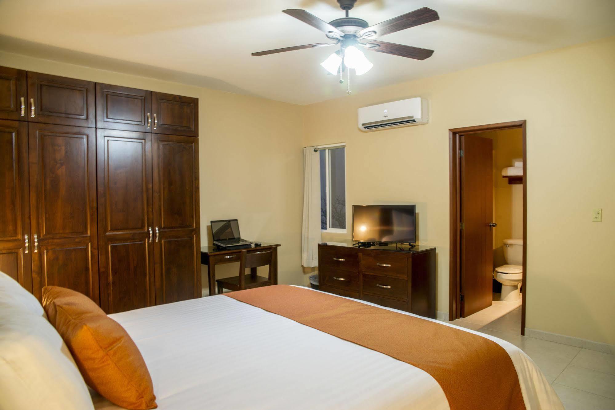 Bugambilias Suites Лорето Екстер'єр фото